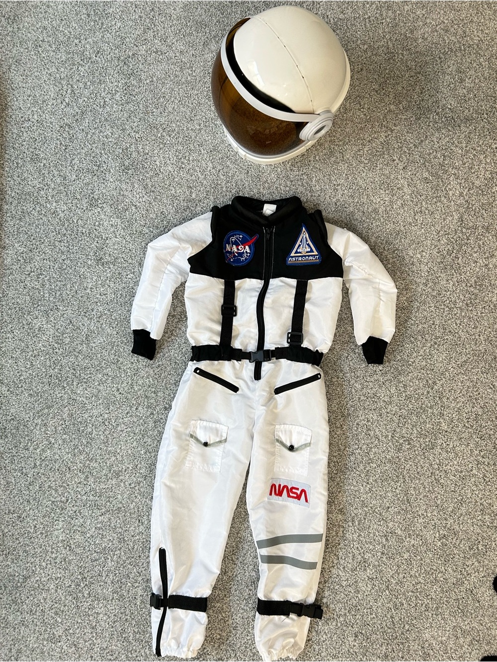 Astronaut Kids Costume 3T/4T With Helmet